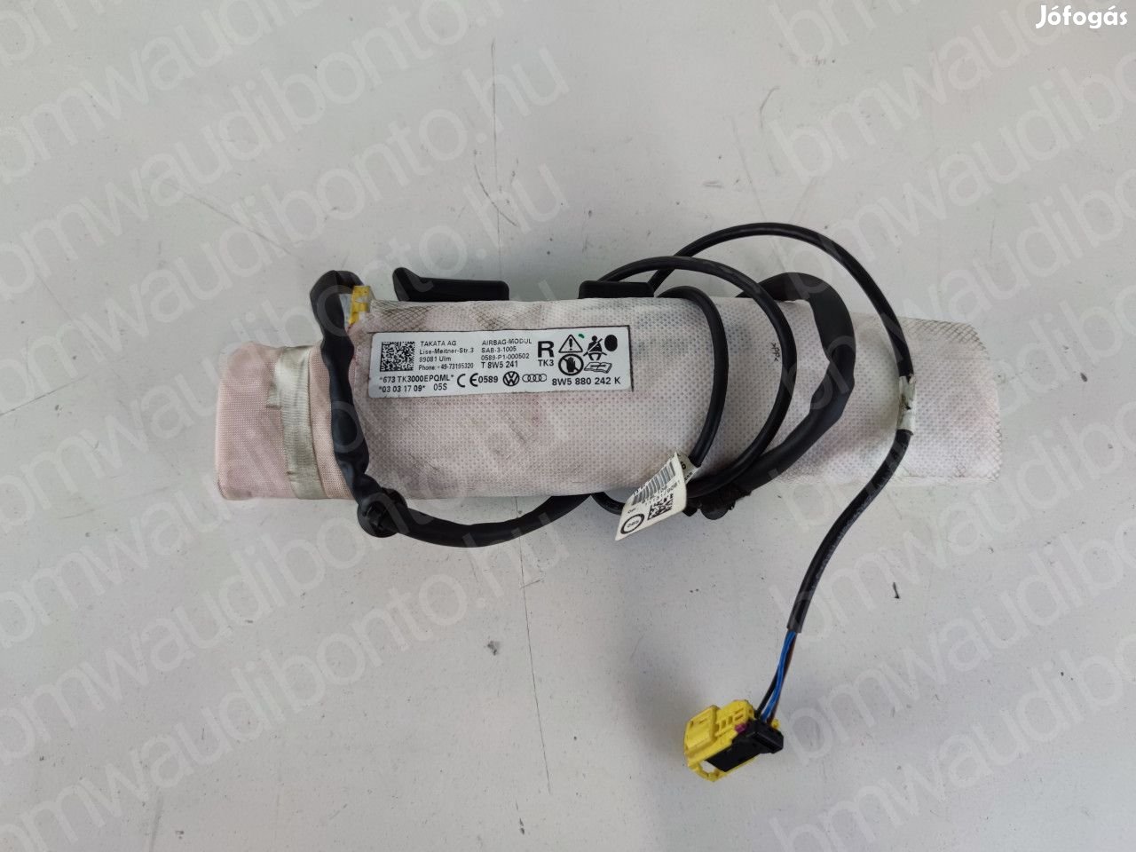 AUDI A4 B9 (8W2, 8WC) Jobb oldallégzsák (8W5880242K)