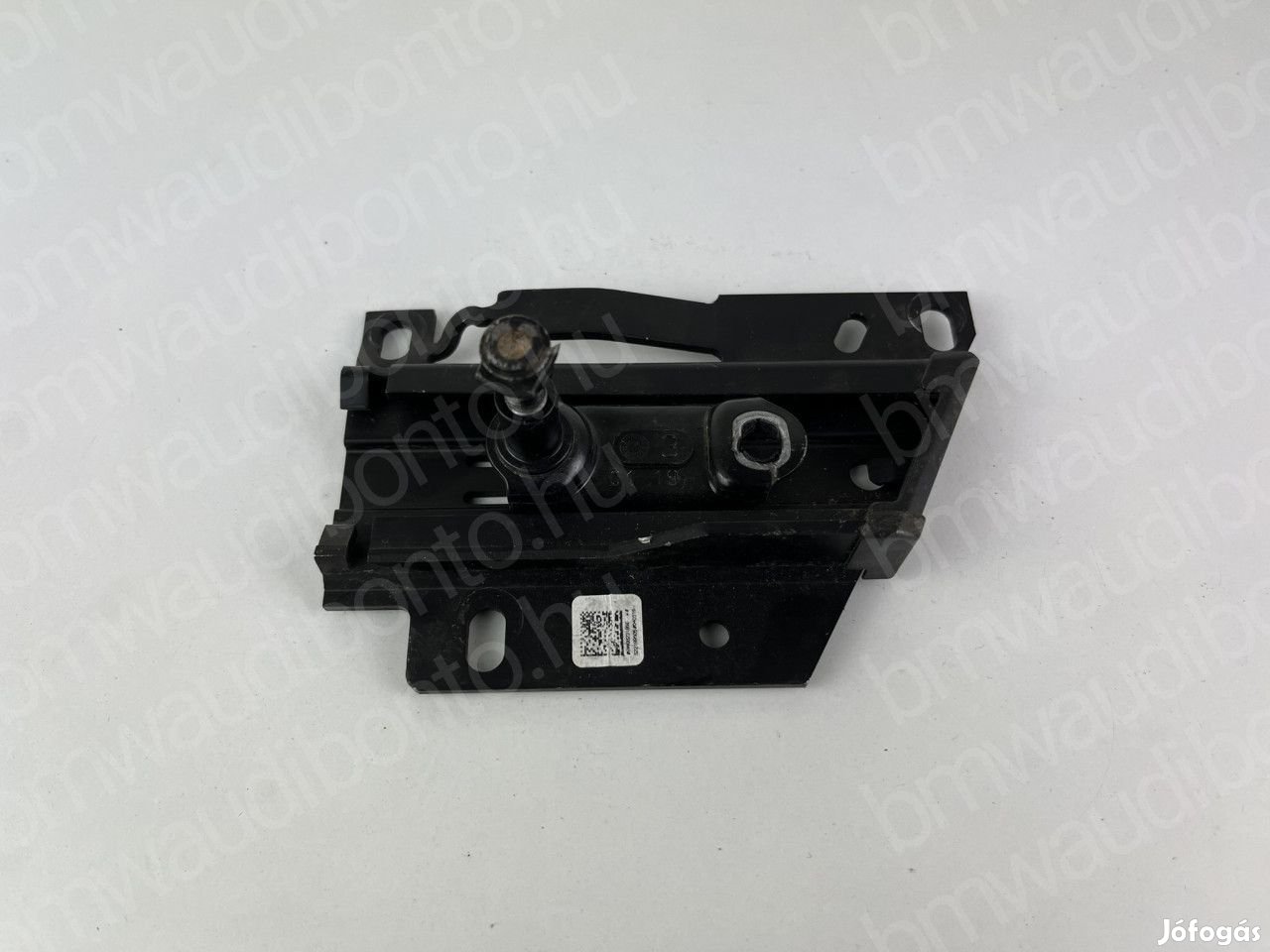 AUDI A4 B9 (8W2, 8WC) Motorháztető zárszerkezet szett (8W0823185E)