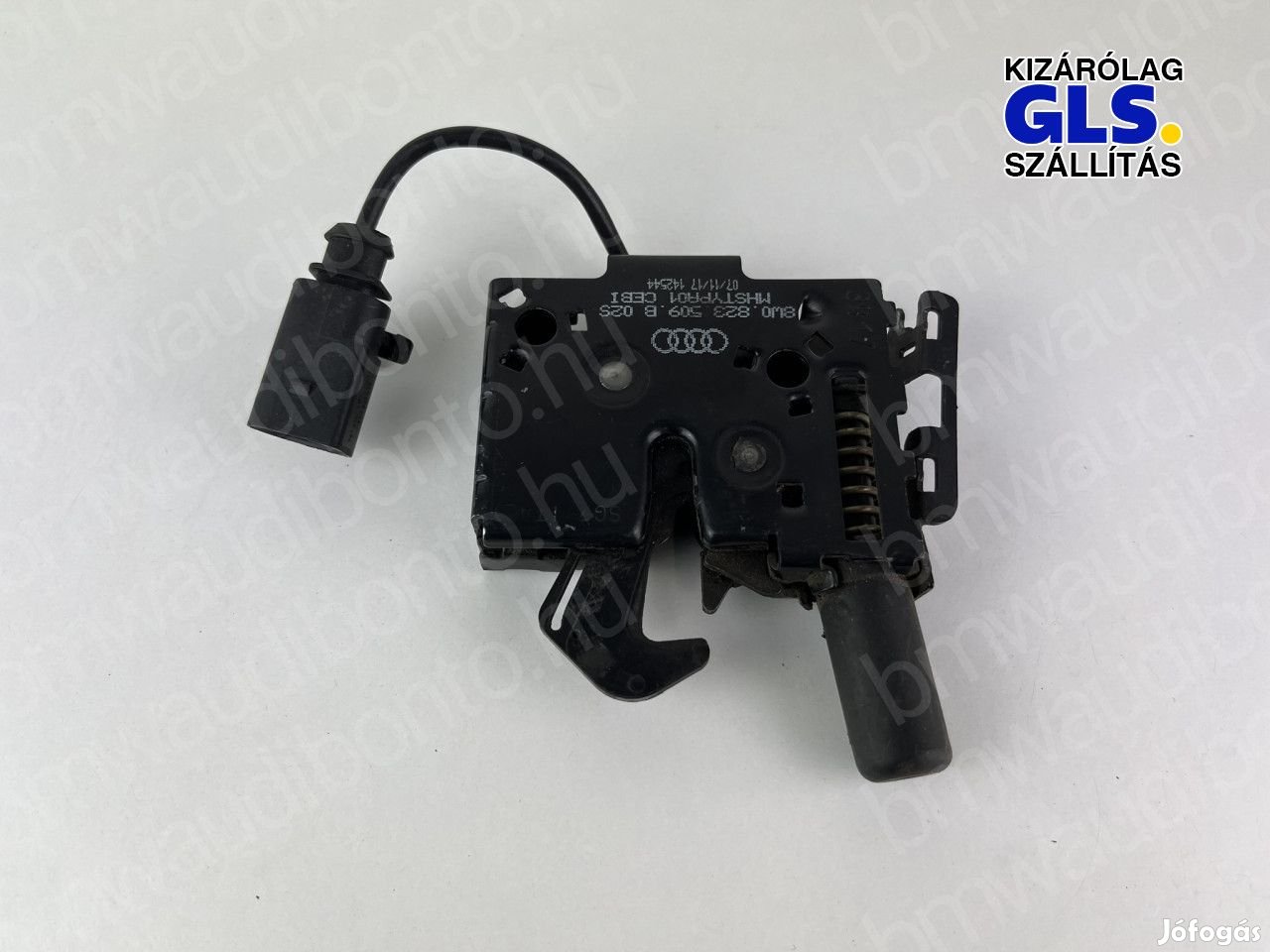 AUDI A4 B9 (8W2, 8WC) Motorháztető zárszerkezet szett (8W0823509B)