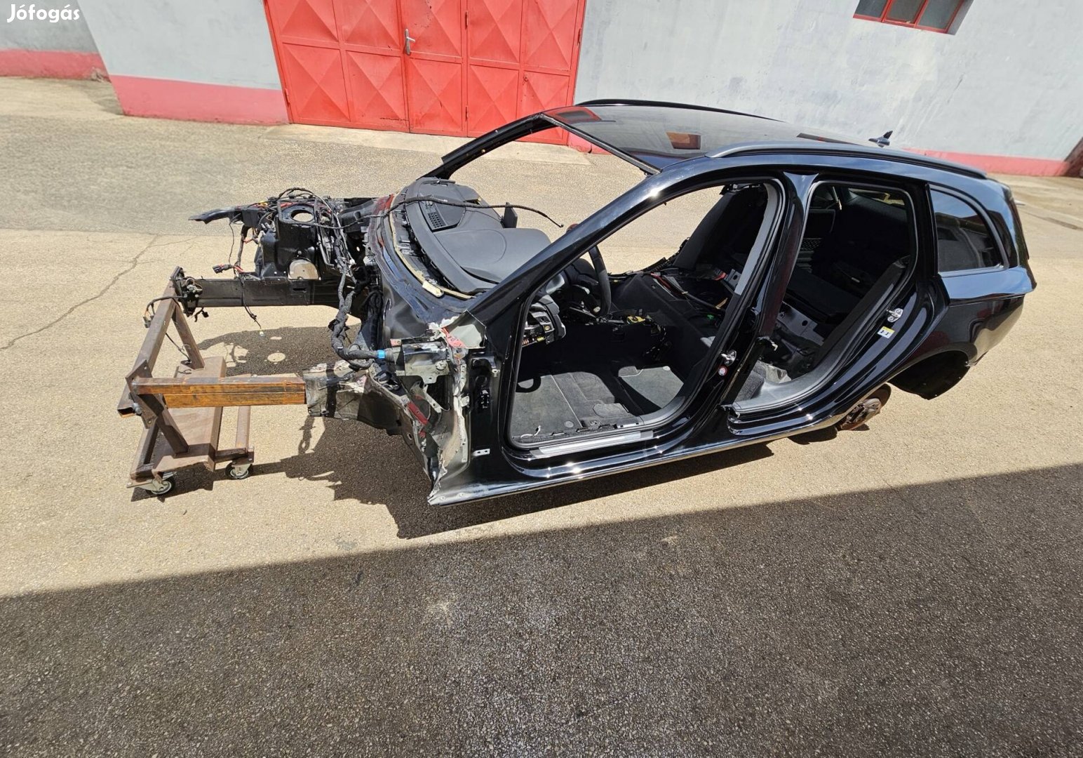 AUDI A4 b9 bontott alkatrészek