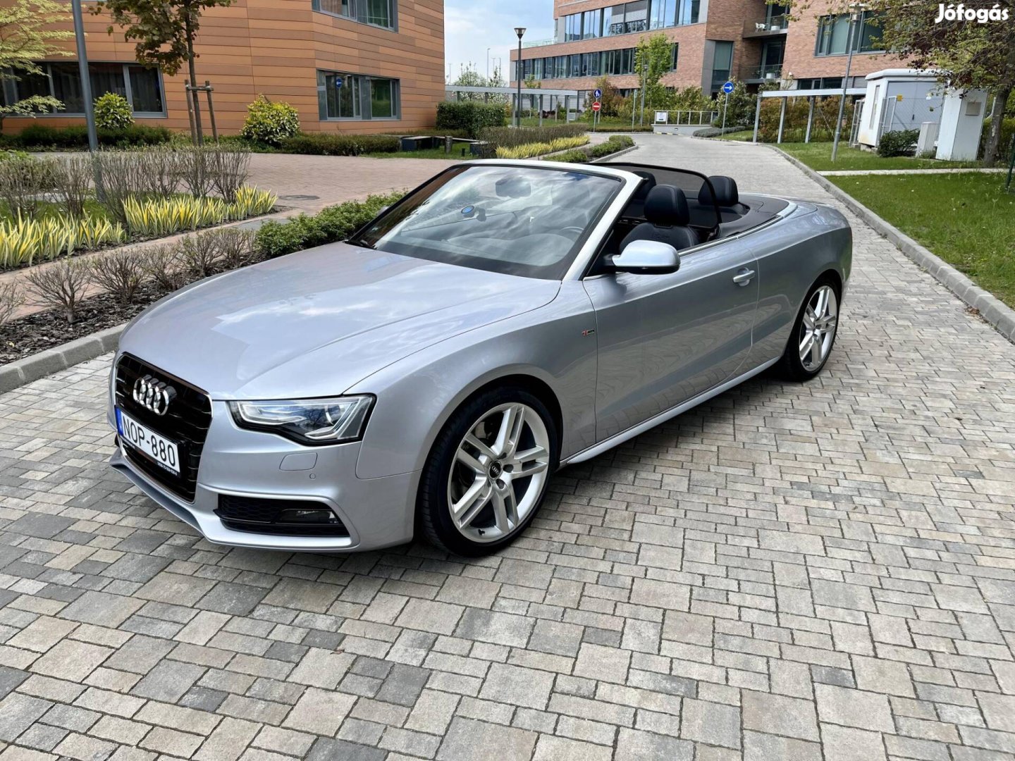 AUDI A5 Cabrio 2.0 TFSI quattro S-tronic S-Line !