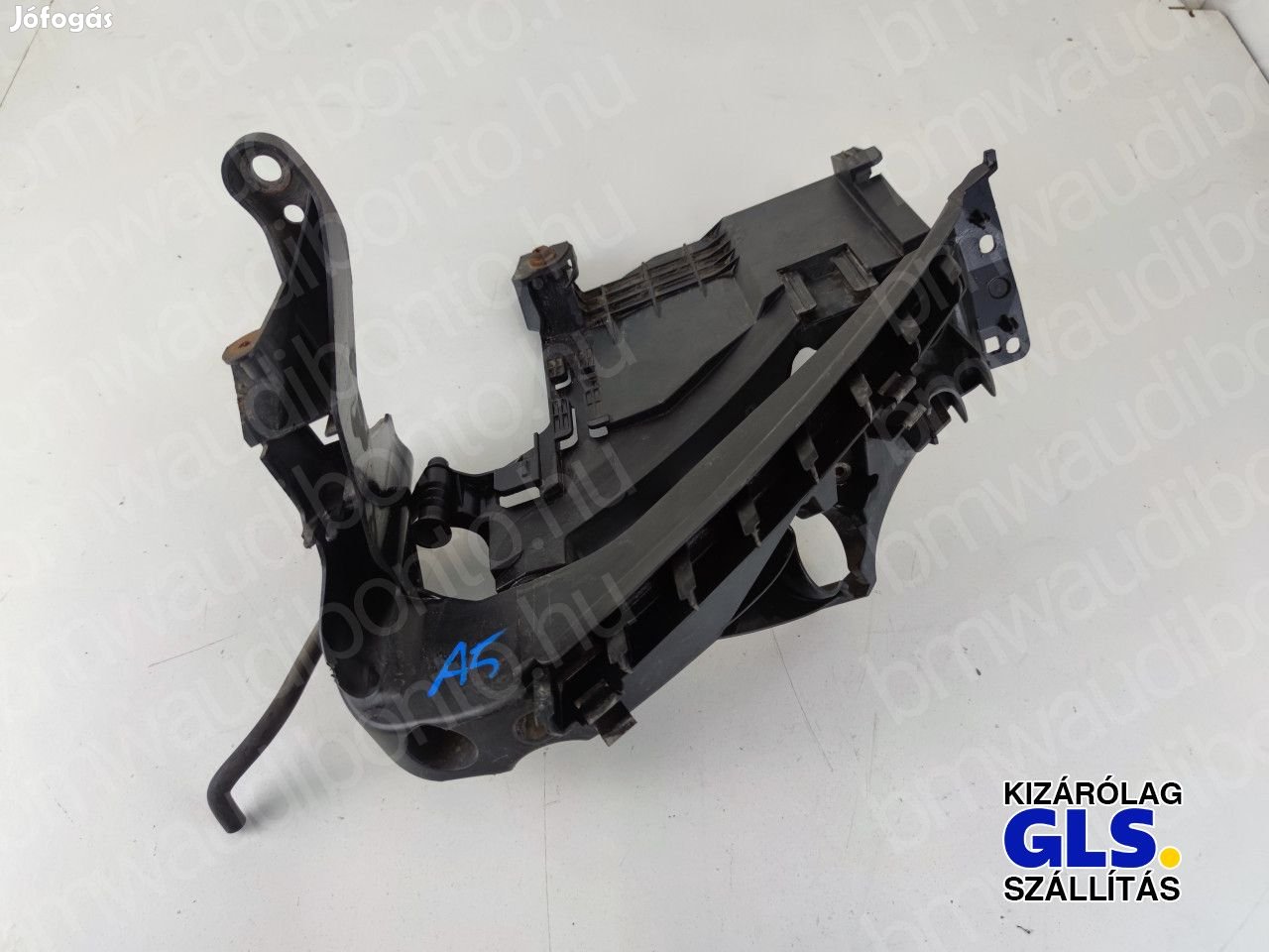 AUDI A5 (8T3) Bal első fényszóró tartó (8T0805607L)