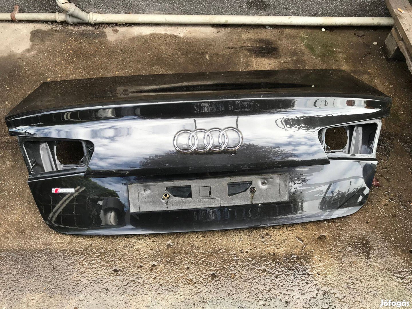 AUDI A6 4G Sedan - csomagtér ajtó