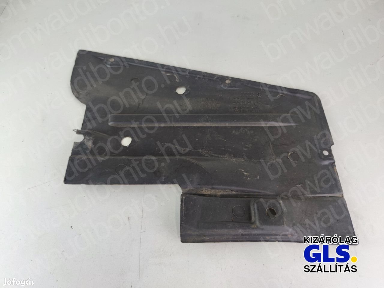 AUDI A6 Allroad C6 (4FH) Bal hátsó fenéklemez burkolat (4F0825215)