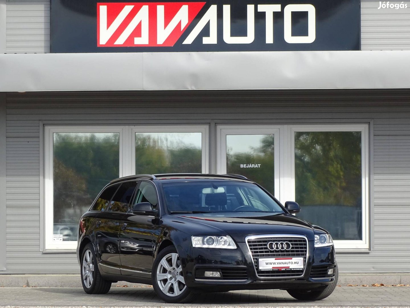 AUDI A6 Avant 2.0 TDI DPF BI'Xenon-Szervízkönyv...