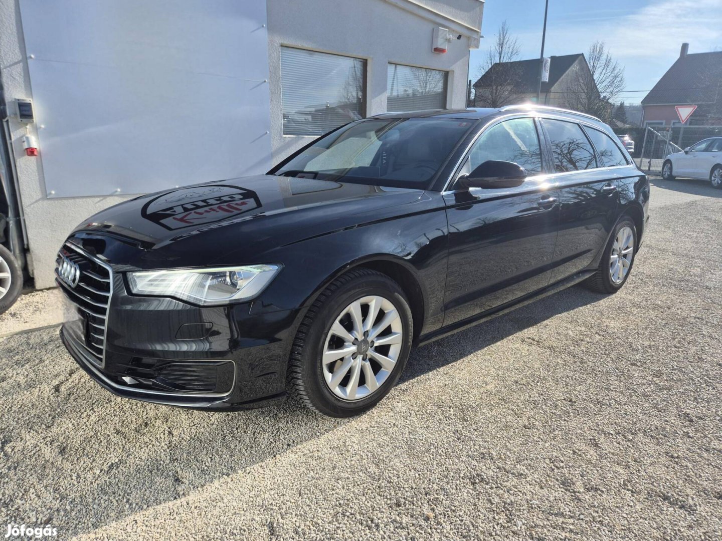 AUDI A6 Avant 2.0 TDI ultra Szervizelt / Navigá...