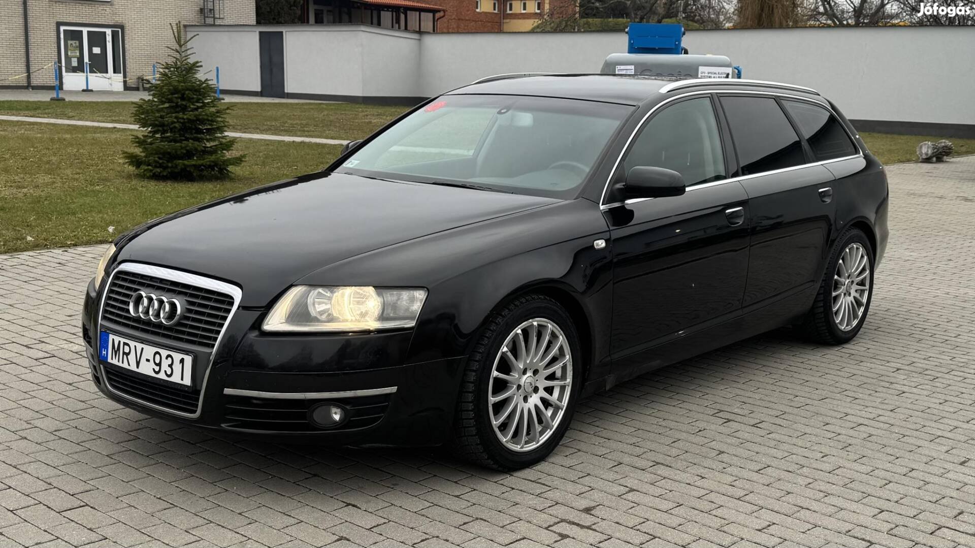 AUDI A6 Avant 2.7 TDI 6 sebességes kézi váltó