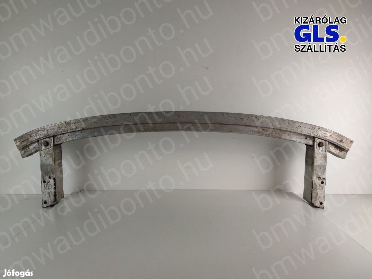 AUDI A6 C6 (4F2) Hátsó lökhárító merevítő fém (pozíciófüggetlen)