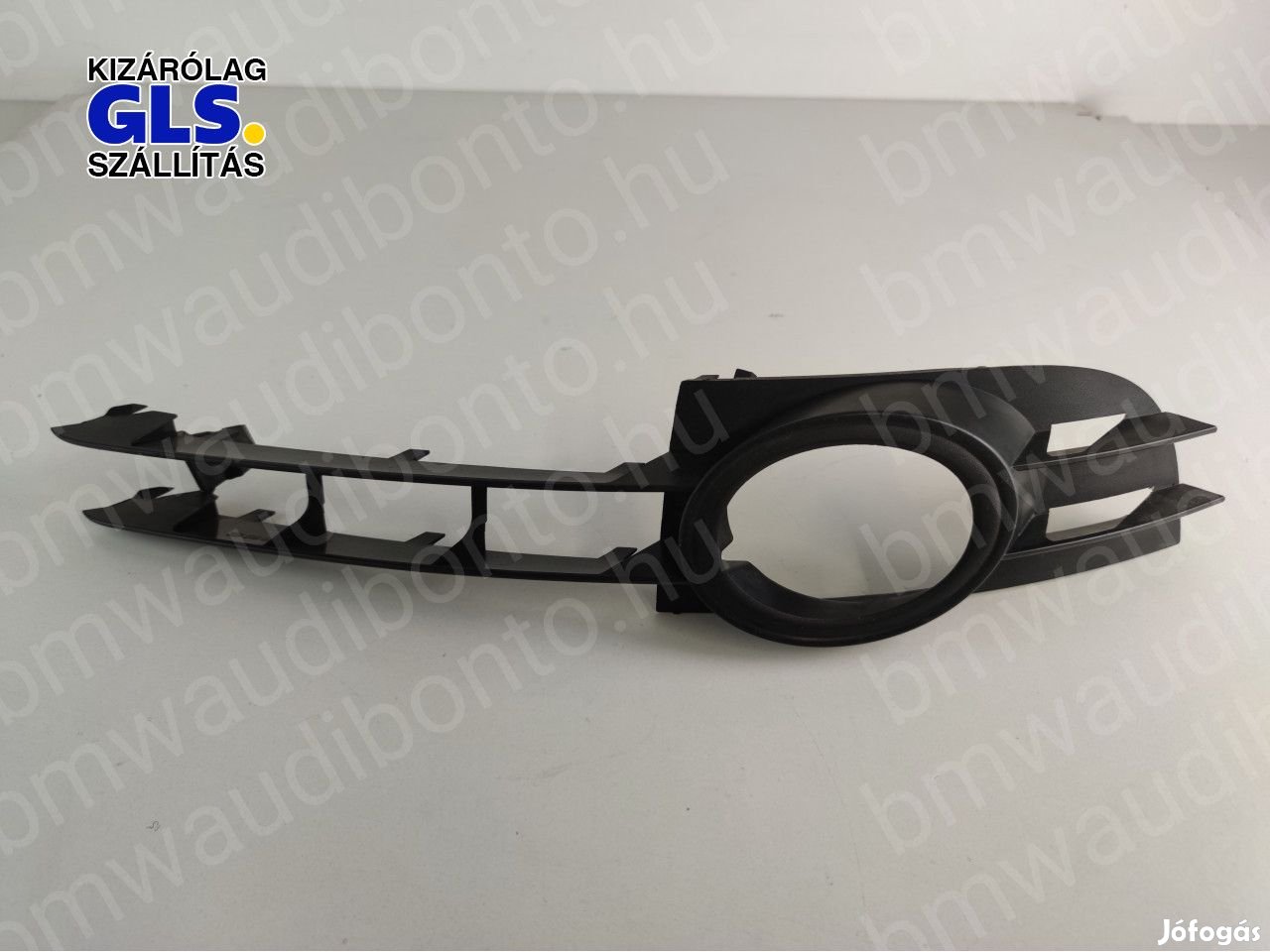 AUDI A6 C6 (4F2) Jobb első ködlámpa lámpakeret (4F0807682)