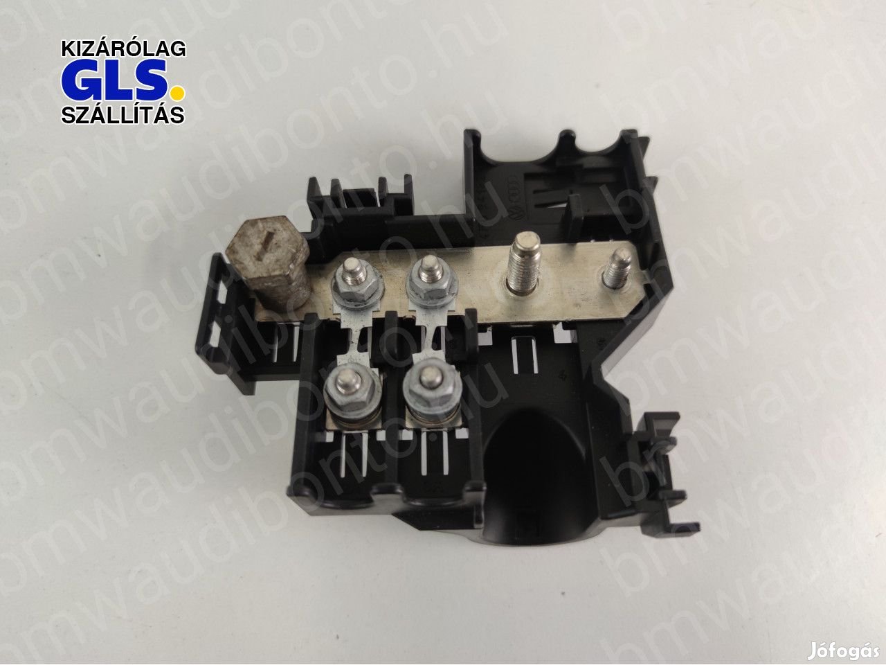 AUDI A6 C6 (4F2) Pozitív kábel elosztó (4F0941824)