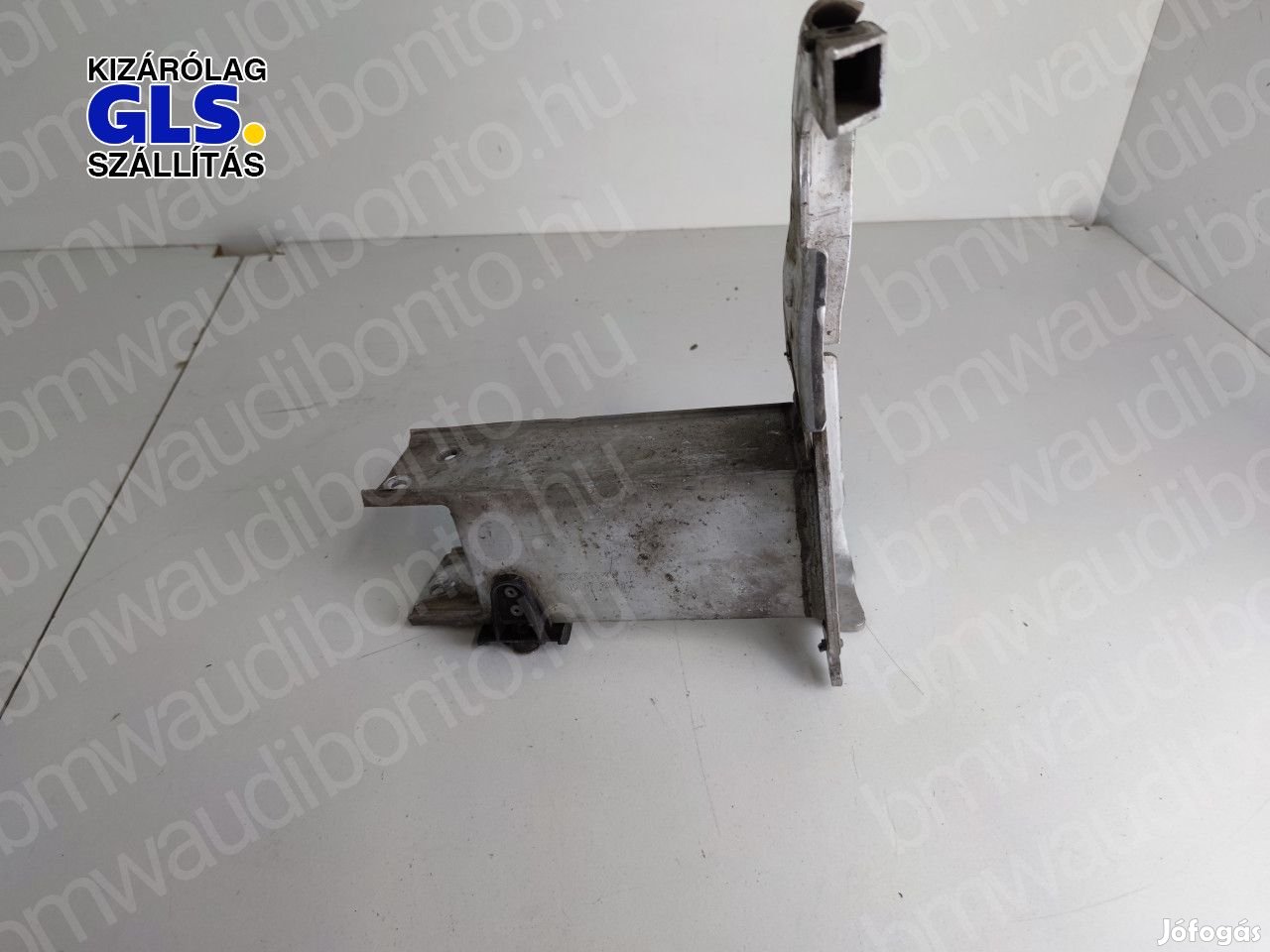AUDI A6 C7 (4G2, 4GC) Bal első lökhárító merevítő fém (4G0807133F)
