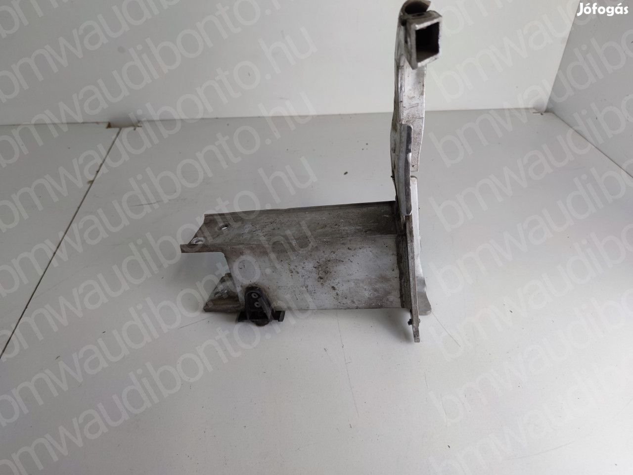 AUDI A6 C7 (4G2, 4GC) Bal első lökhárító merevítő fém (4G0807133F)
