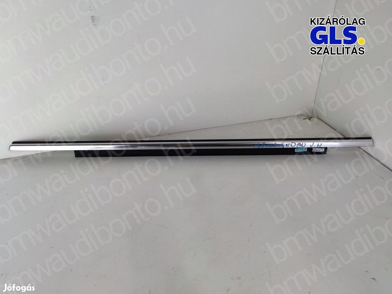 AUDI A6 C7 (4G2, 4GC) Jobb hátsó ajtó vízlehúzó gumicsík (4G0853764)