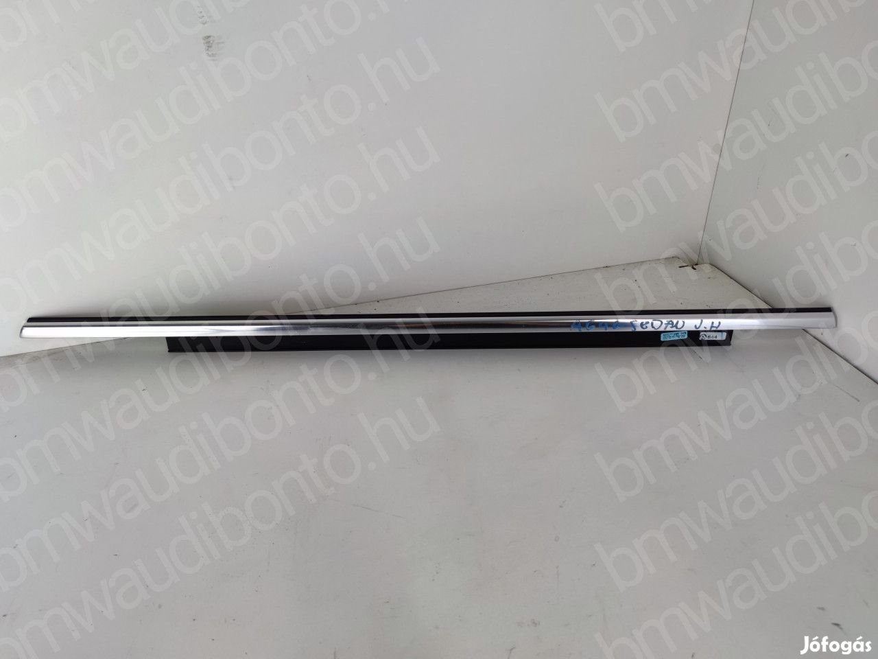 AUDI A6 C7 (4G2, 4GC) Jobb hátsó ajtó vízlehúzó gumicsík (4G0853764)