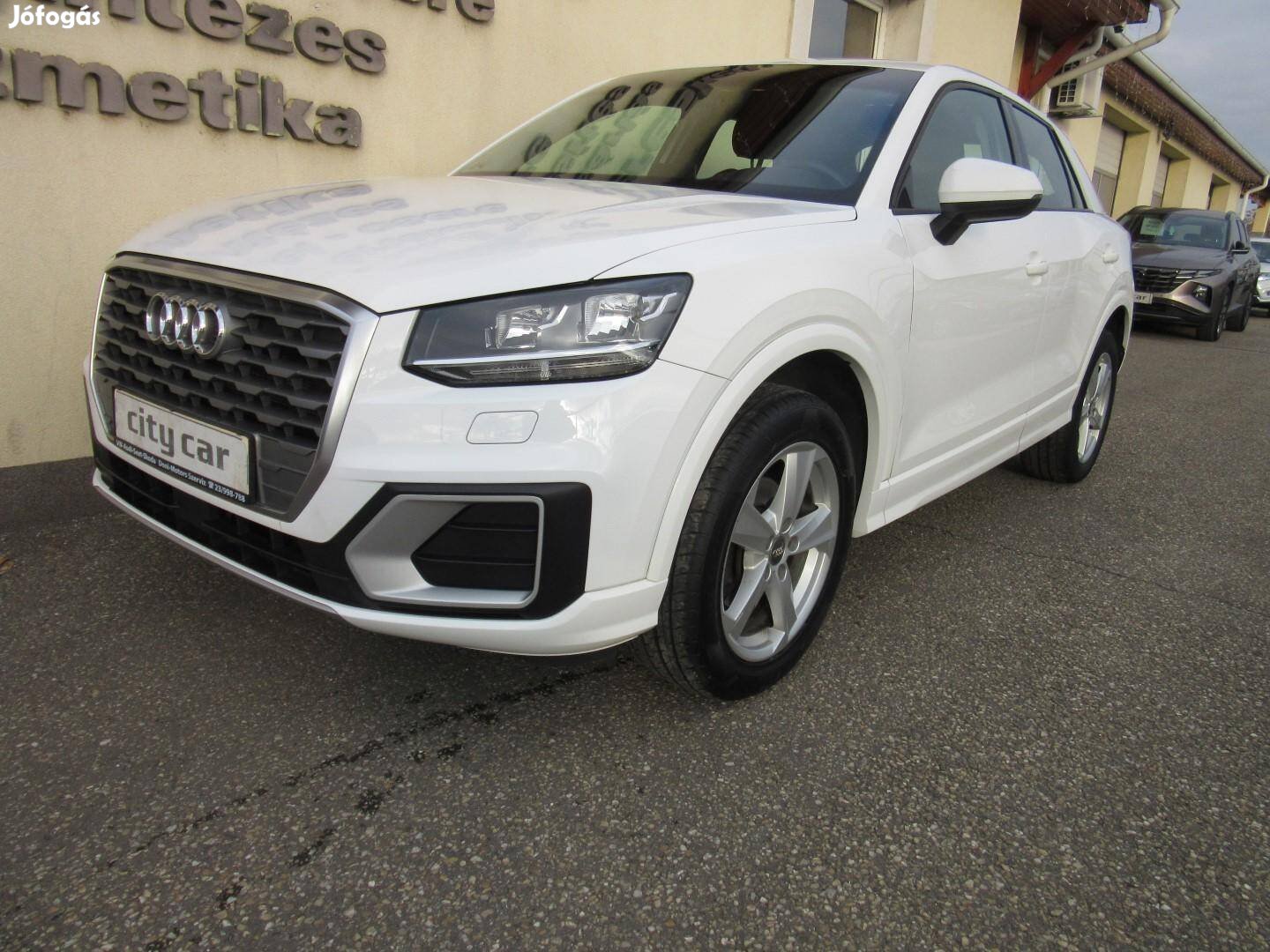 AUDI Q2 1.0 TFSI Design 81 ezer Km ! Tempomat....