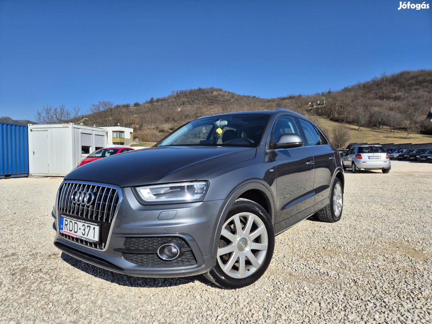 AUDI Q3 2.0 TDi DPF S-LINE . Bőr Belső. Navigáció