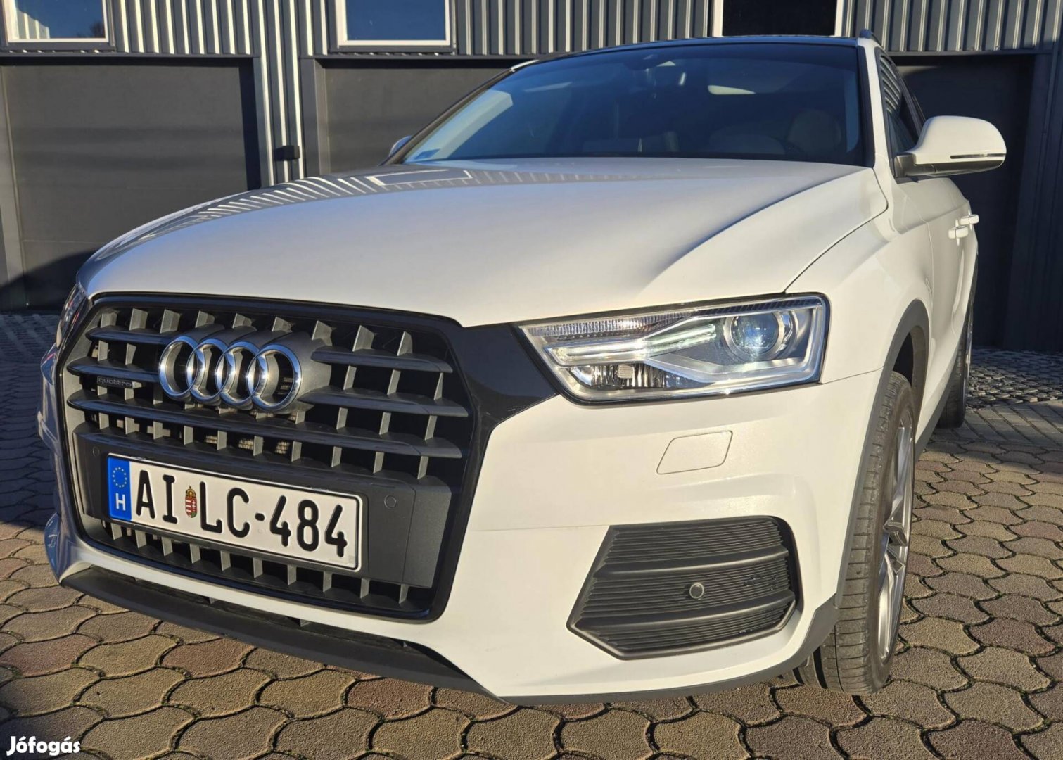 AUDI Q3 2.0 TDi Design quattro S-tronic Összker...