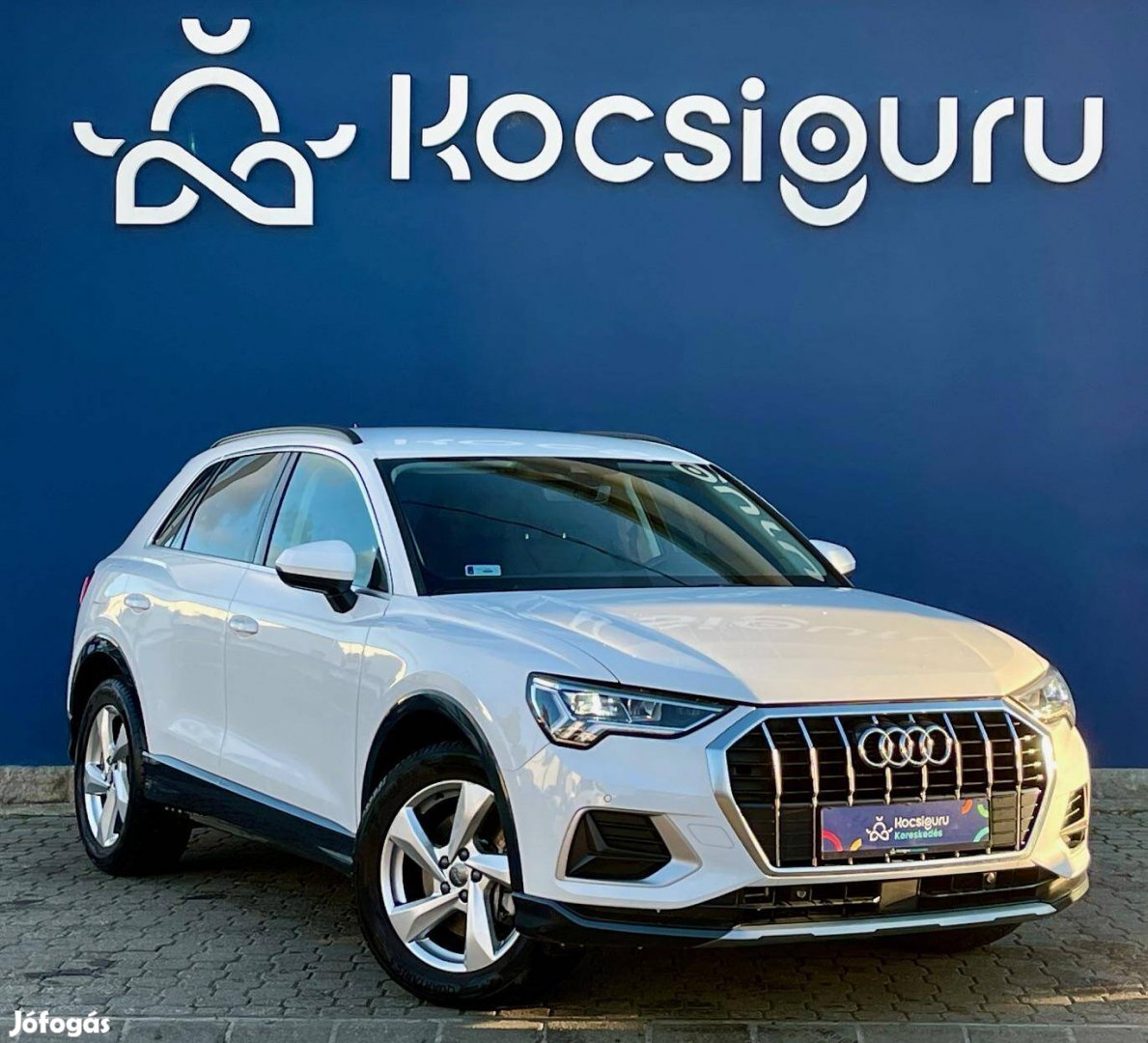 AUDI Q3 40 TFSI Advanced quattro S-tronic / Mo-...