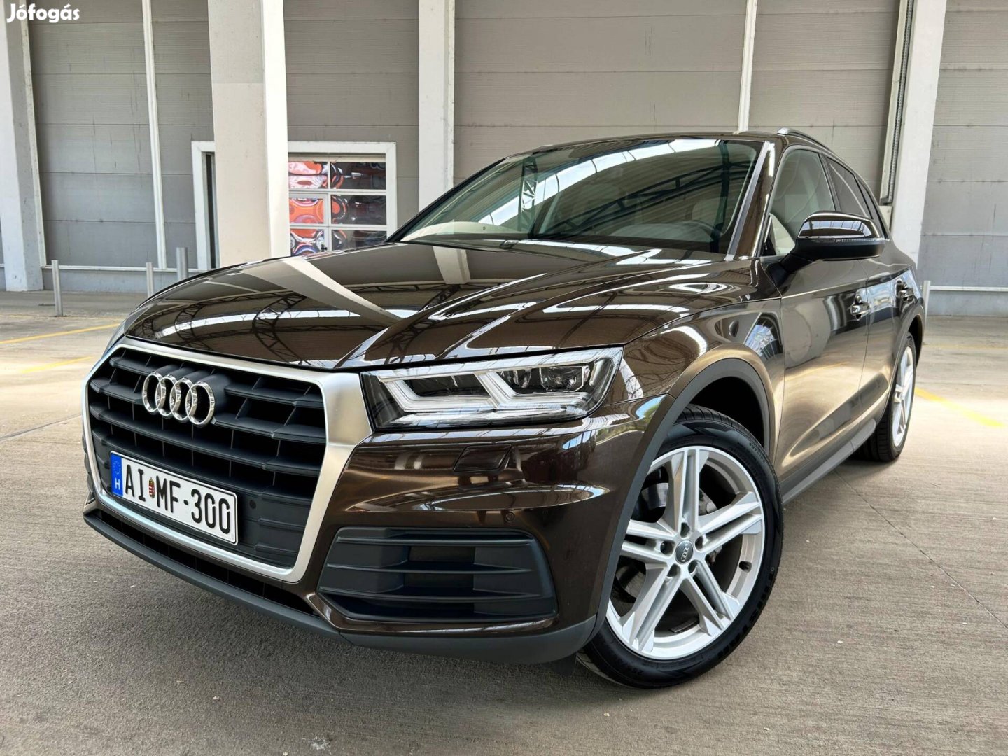 AUDI Q5 2.0 TDi !! Sérülésmentes !! Navi+Kamera...