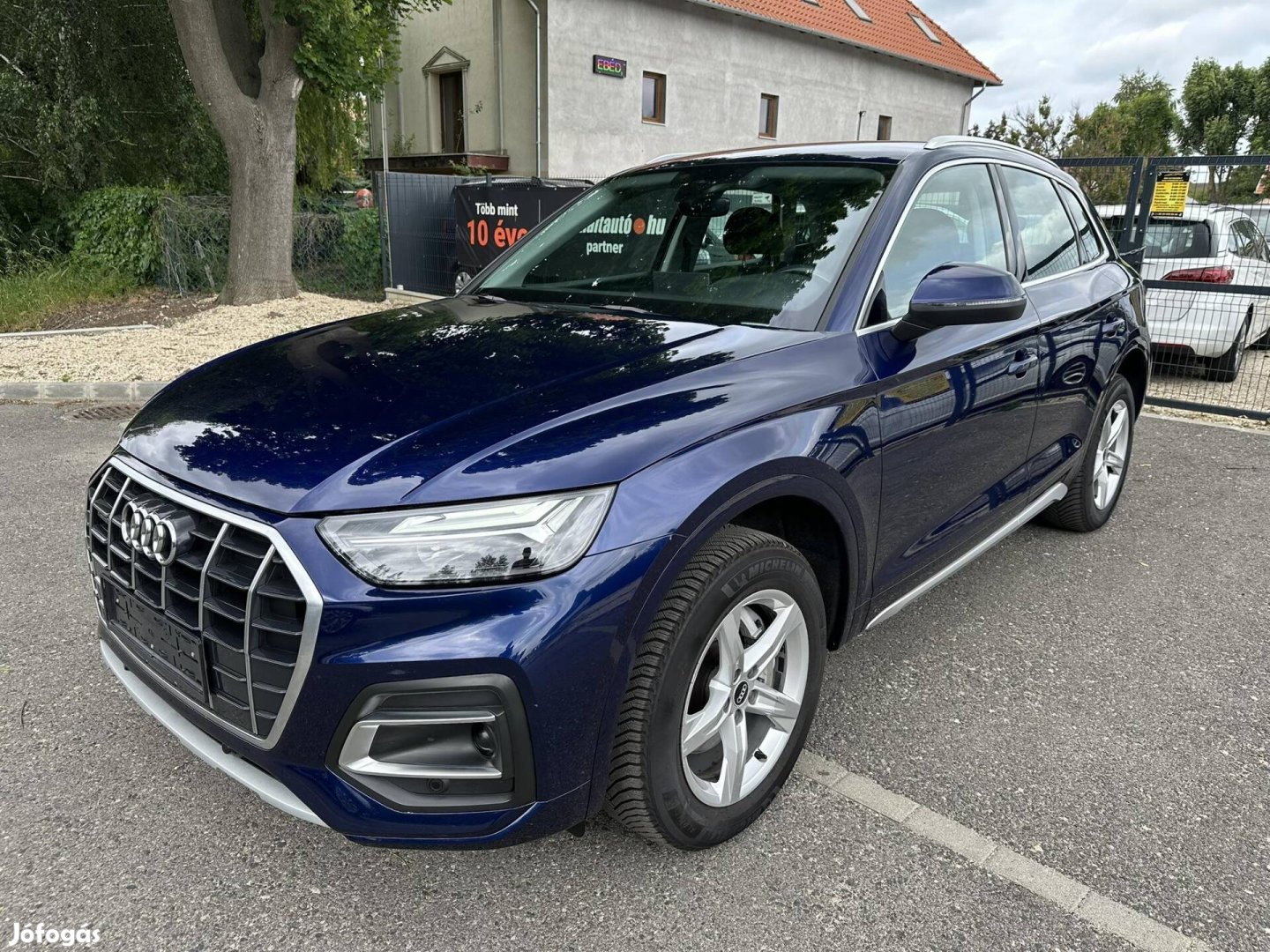 AUDI Q5 40 TDI Basis quattro S-tronic Facelift!...