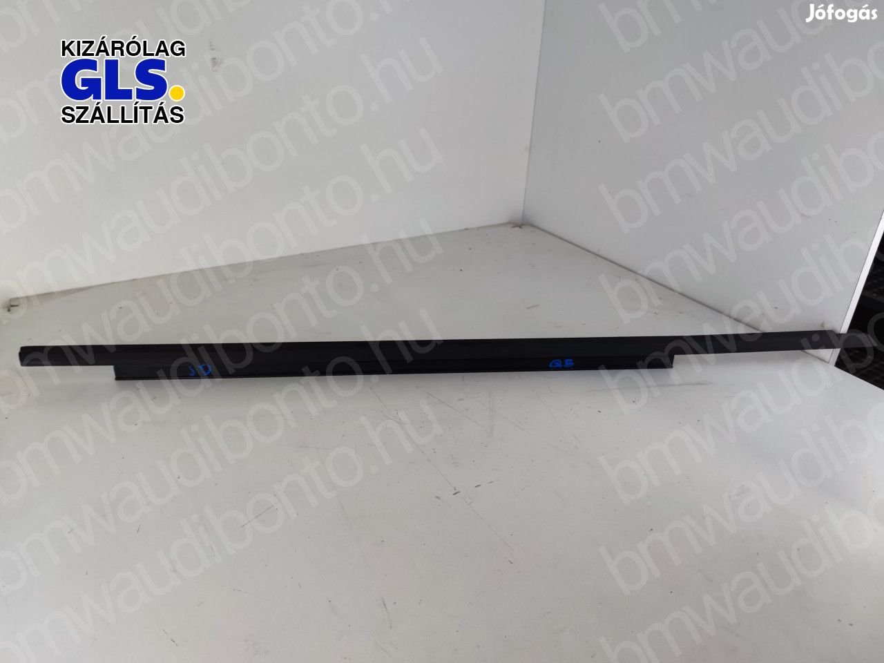 AUDI Q5 (8RB) Jobb első ajtó vízlehúzó gumicsík (8R0853284)