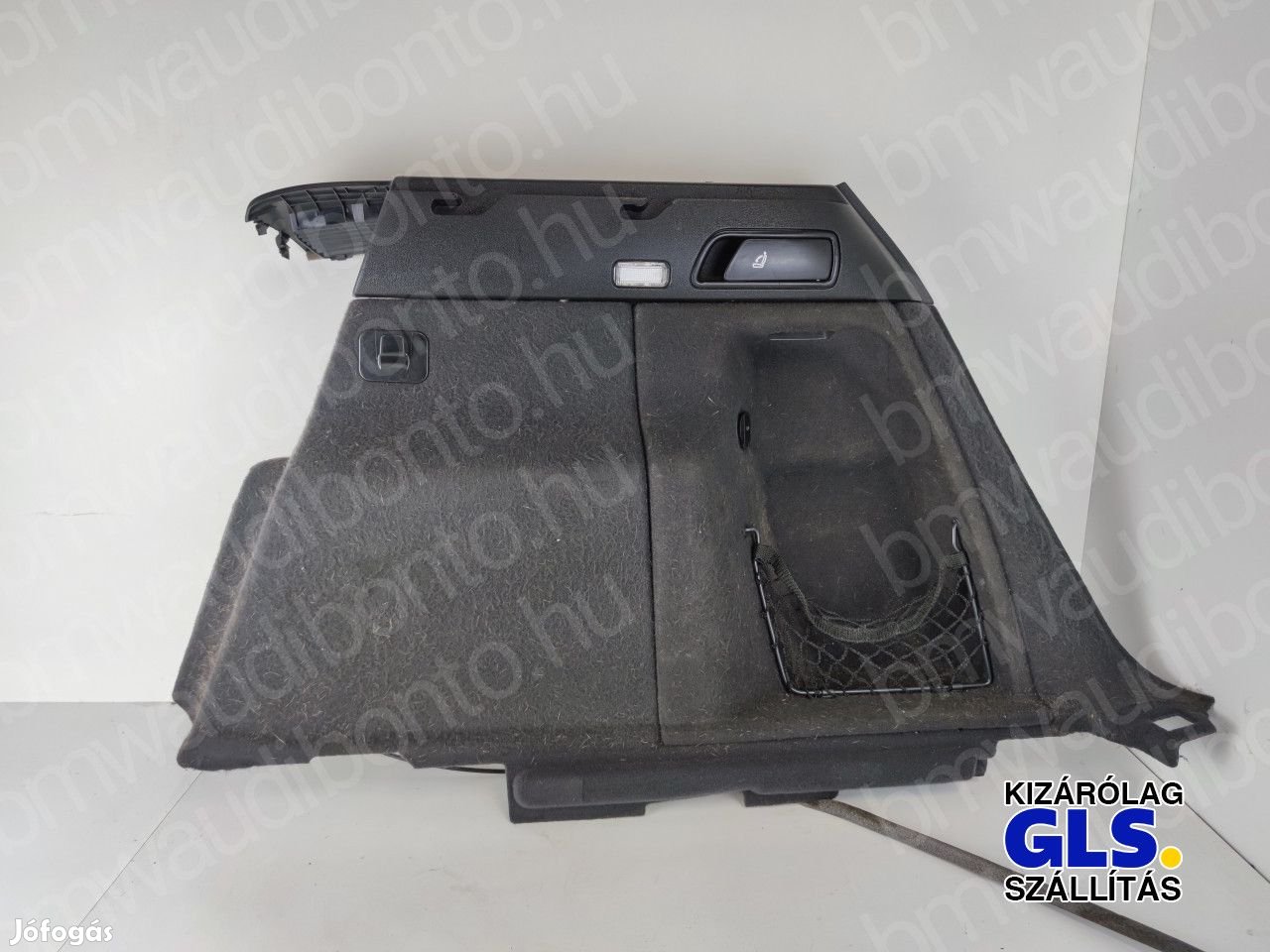 AUDI Q5 (8RB) Jobb hátsó csomagtér burkolat (műanyag) (8R0863880F)