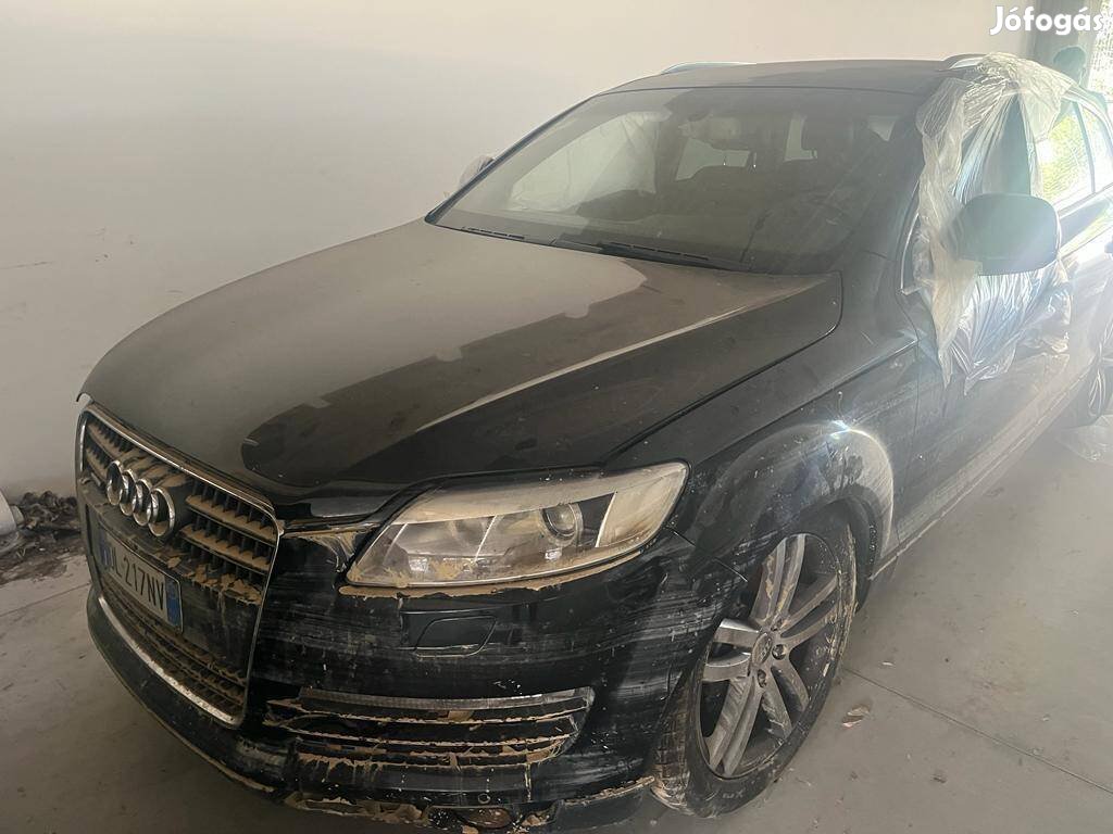 AUDI Q7 3.0 TDI DPF quattro Tiptronic ic Árvízk...