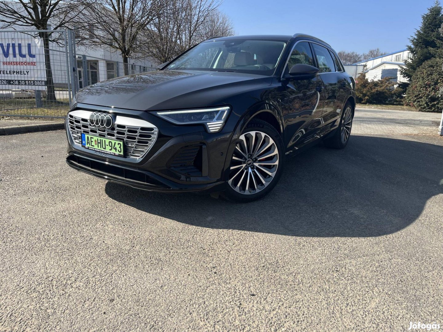 AUDI Q8 e-tron 55 S line quattro (Automata) Mad...