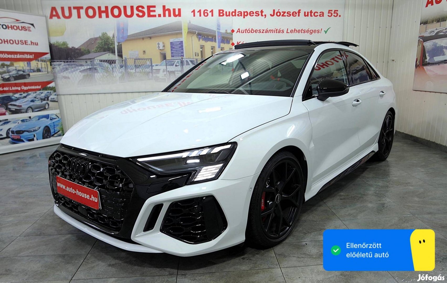 AUDI RS3 Limousine 55 TFSI quattro S-tronic Pan...