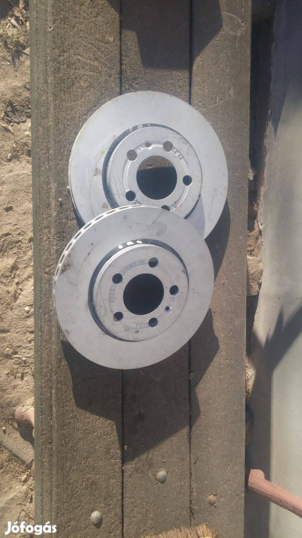 AUDI / Volkswagen / SEAT / Skoda Féktárcsák, 8N0 615 601B Gyári!