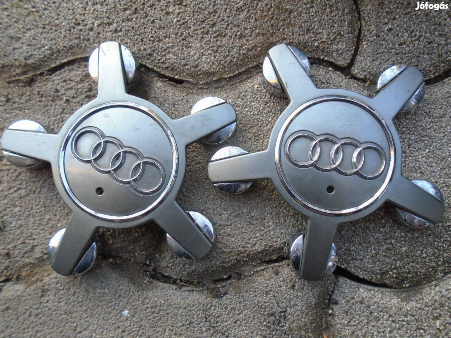 AUDI alufelni kupak / porvédő (2 db!!!)