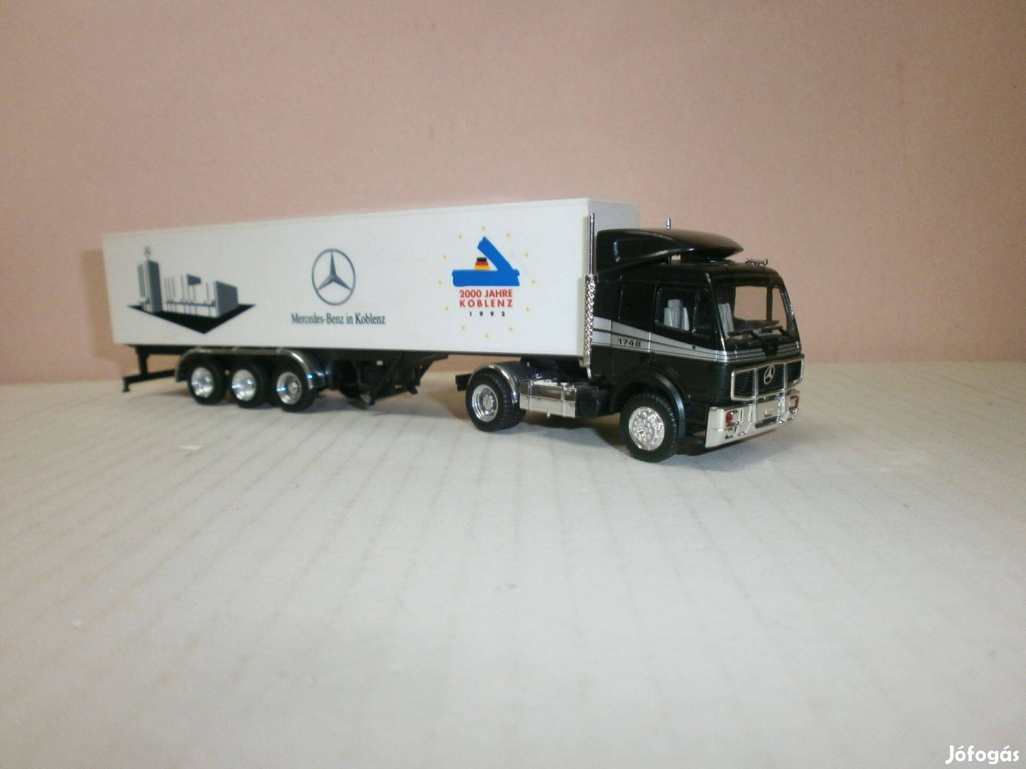 AWM - Mercedes - slepper kamion - 1:87 - ( H-25)