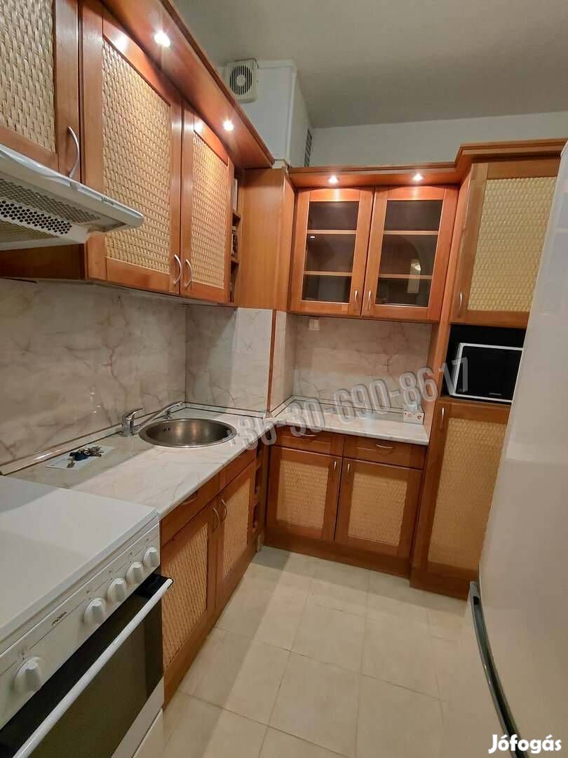 AZONNAL KÖLTÖZHETŐ! 107_fea