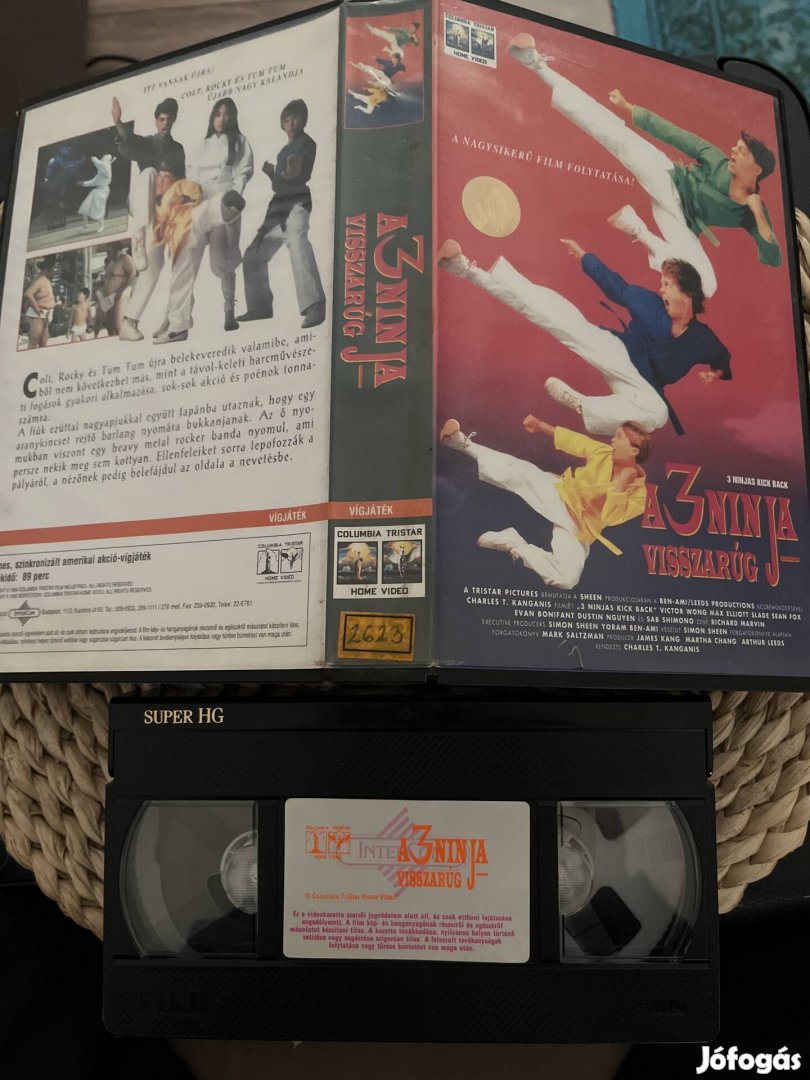 A 3 ninja visszarúg vhs