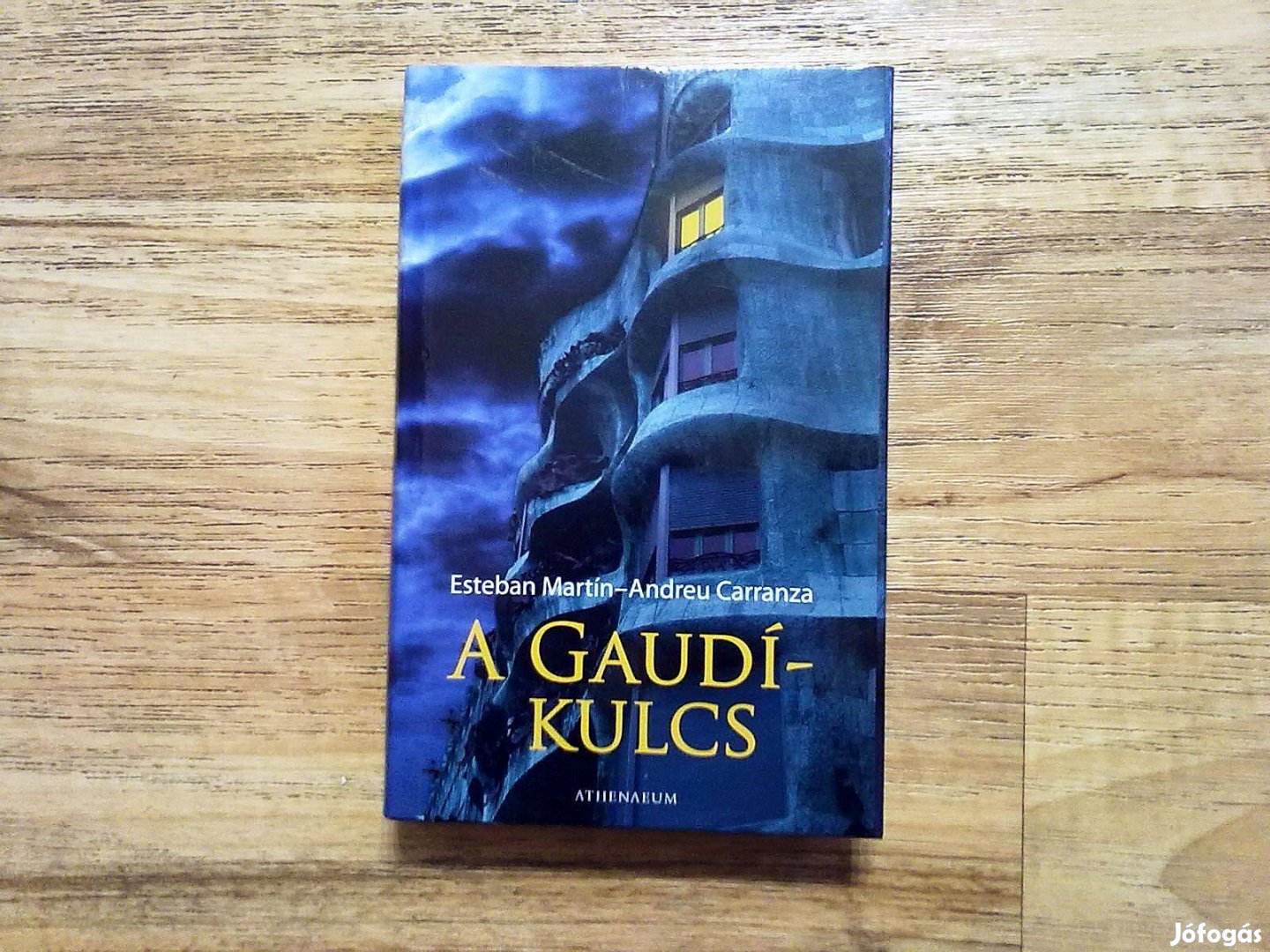 A Gaudi - kulcs Újszerű, egyszer olvasott könyv