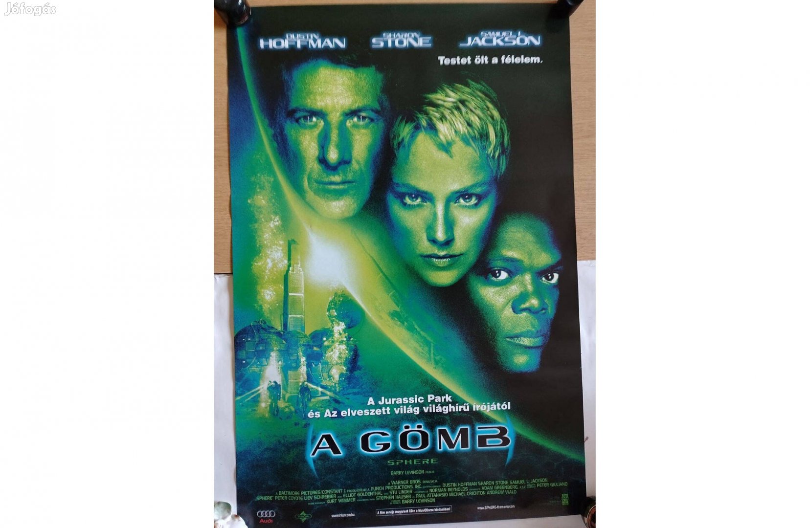 A Gömb film mozi plakát