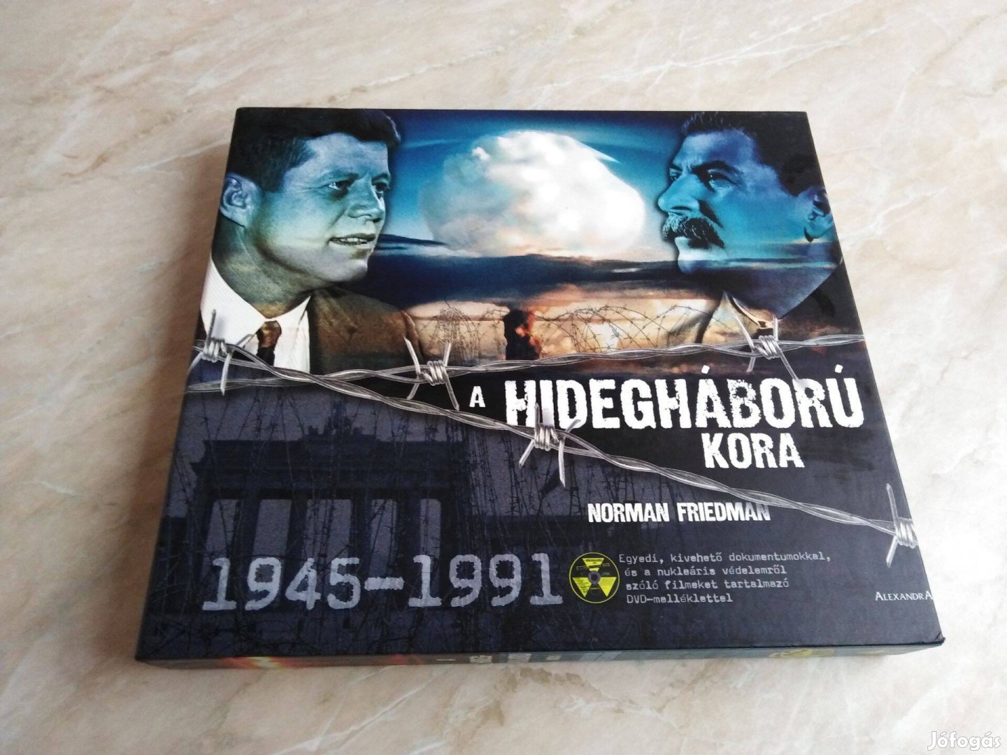 A Hidegháború kora - 1945-1991 + CD