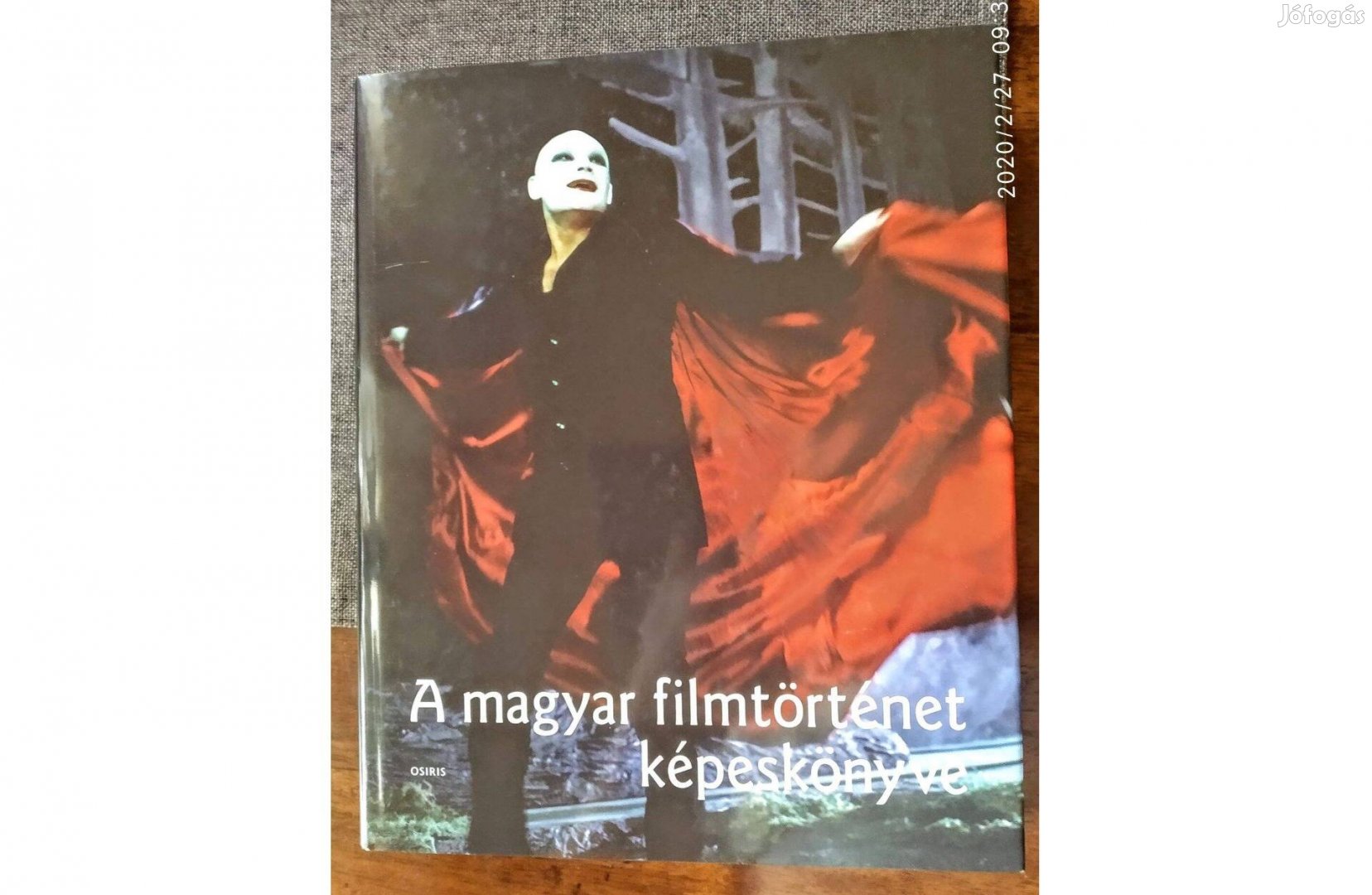 A Magyar Filmtörténet Képeskönyve újszerű