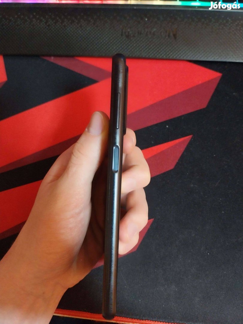 A Samsung Galaxy A23 5g fekete telefon + fekete tok