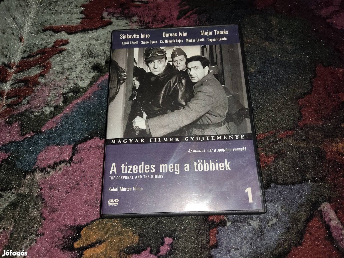 A Tizedes meg a többiek DVD