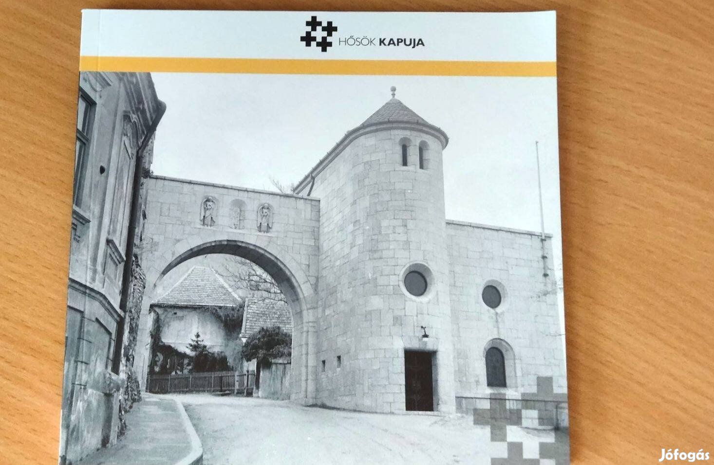 A Veszprémi Hősök Kapuja története