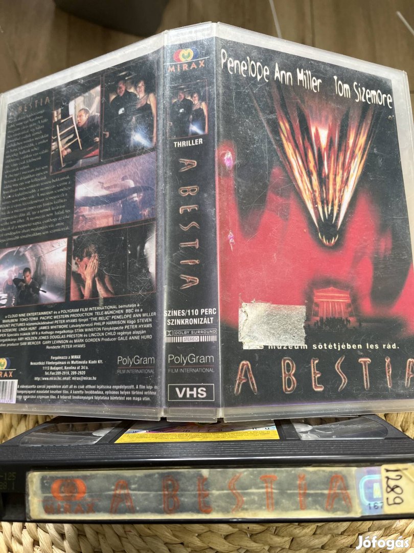 A bestia vhs m