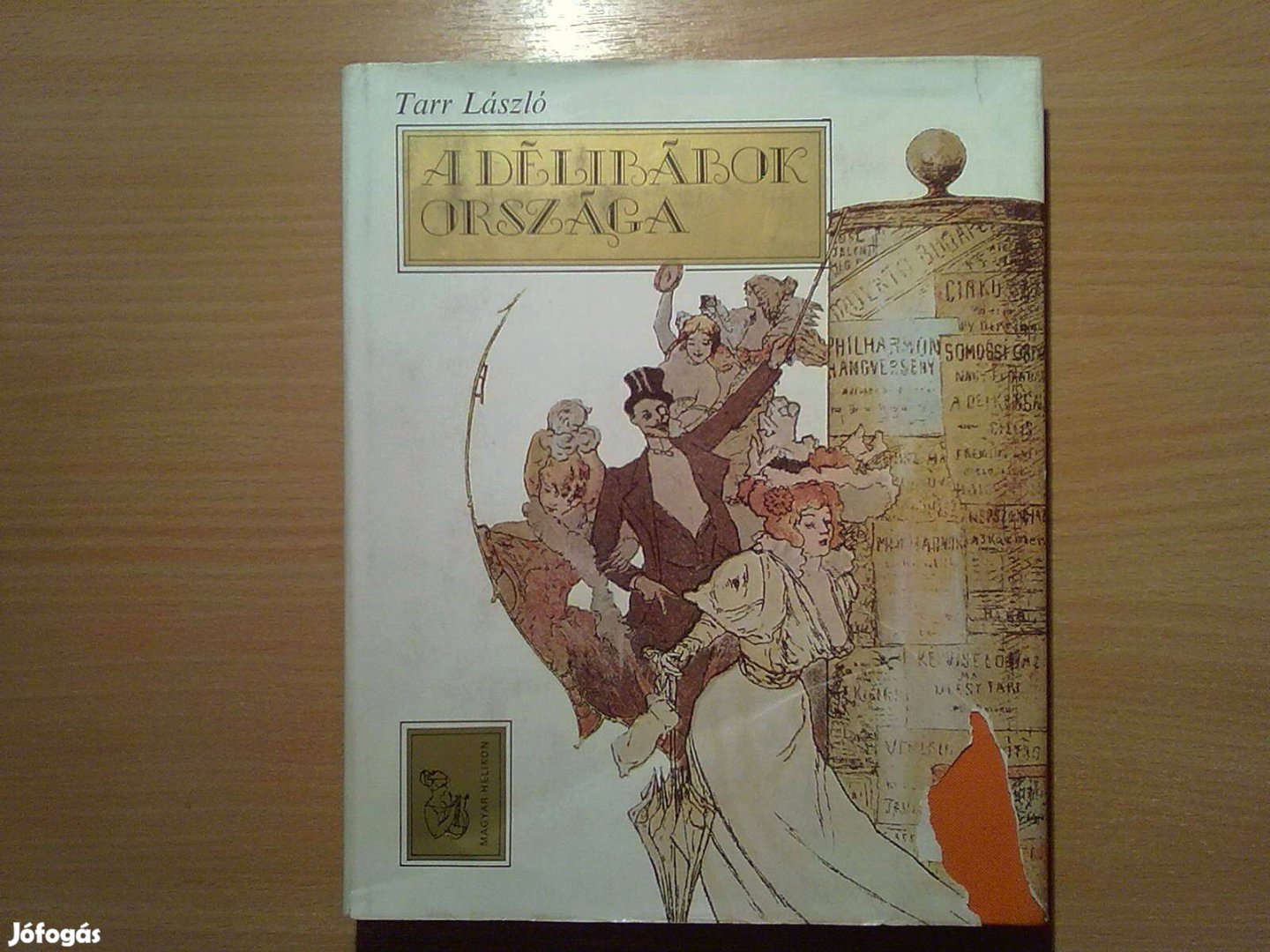 A délibábok országa Fekete-fehér illusztrációkat, fotókat