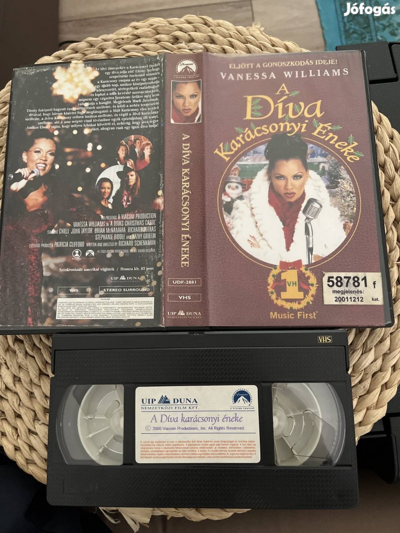 A díva karácsonyi éneke vhs