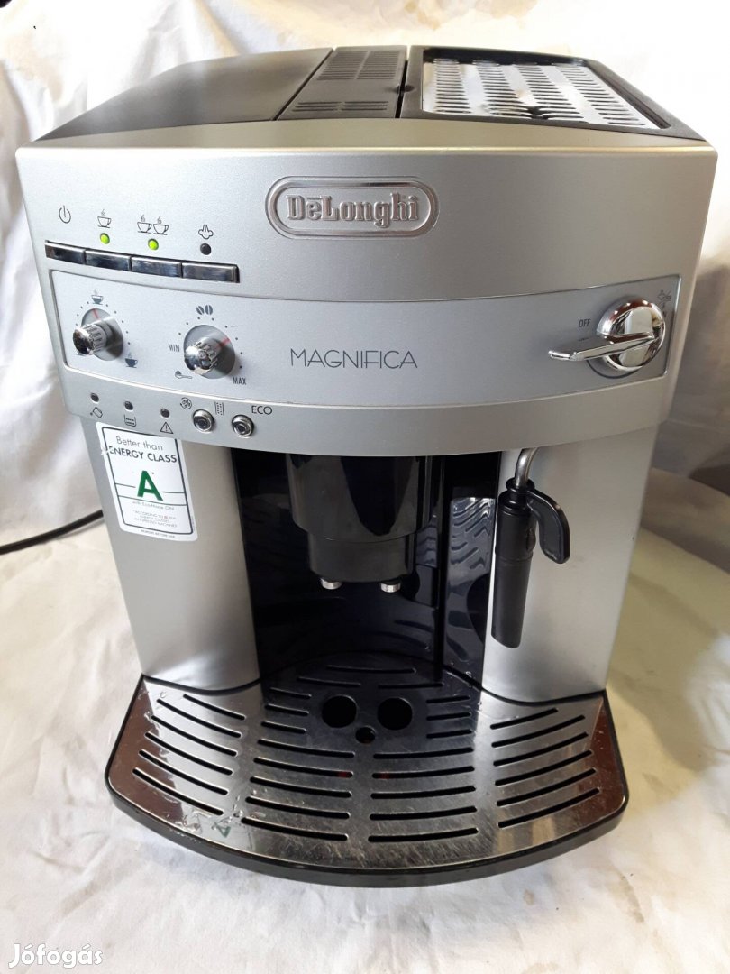 A energiaosztályos Delonghi Eco Magnifica automata kávéfőző