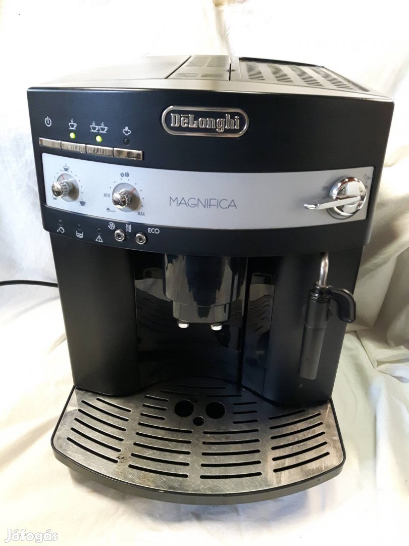 A energiaosztályos Delonghi Eco Magnifica automata kávéfőző