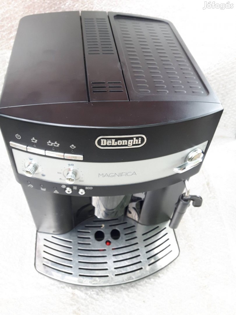 A energiaosztályos Delonghi Eco Magnifica automata kávéfőző