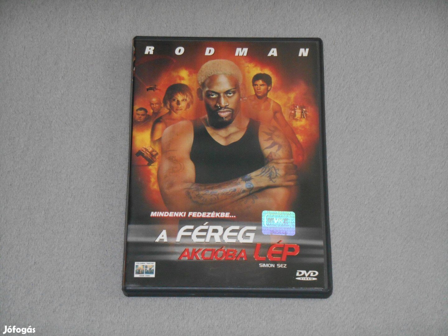 A féreg akcióba lép 1999, Dennis Rodman DVD film