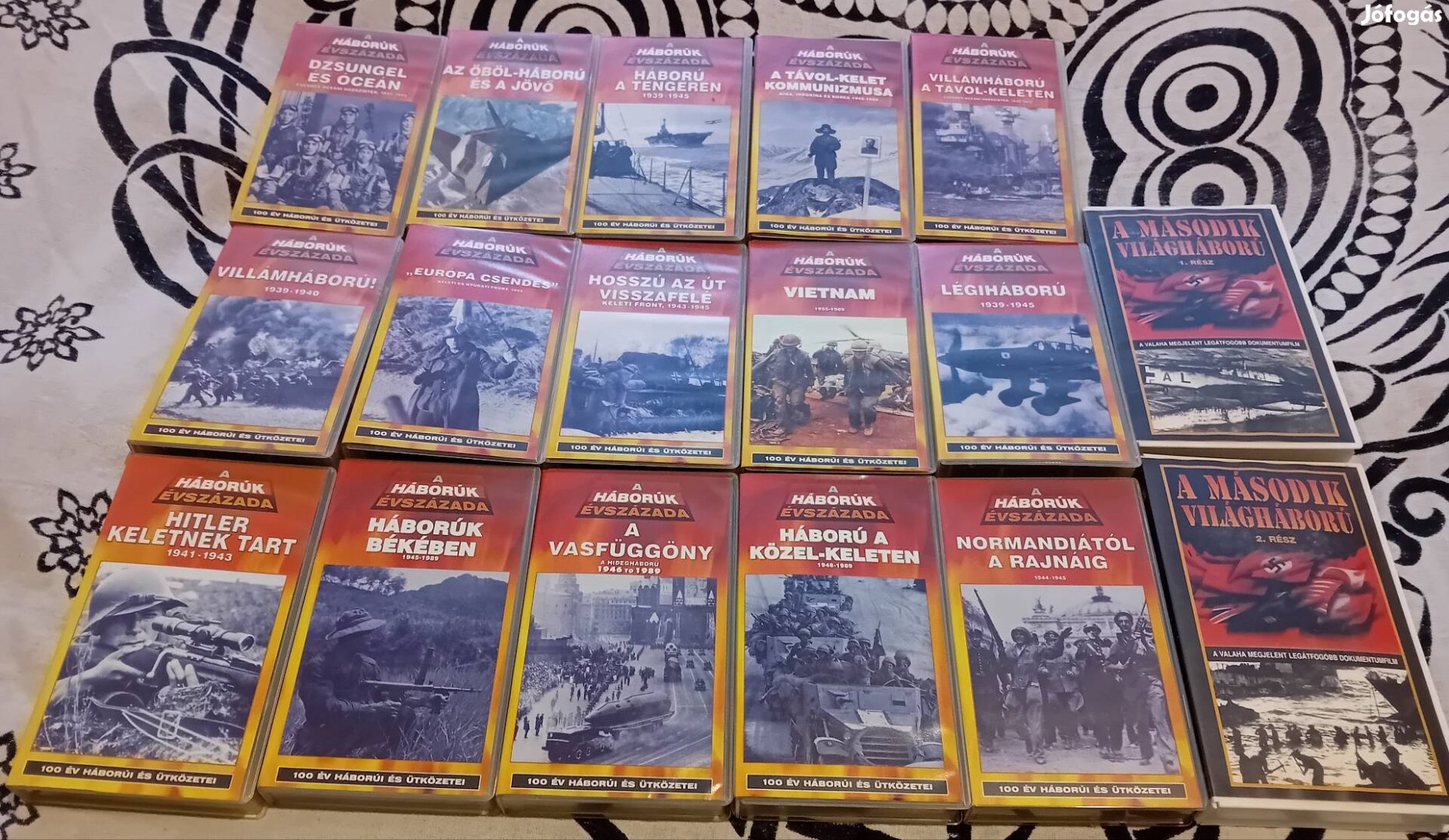A háborúk évszázada + A második világháború VHS kazetta