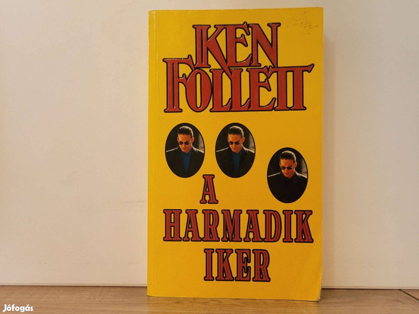 A harmadik iker - Ken Follett könyv eladó